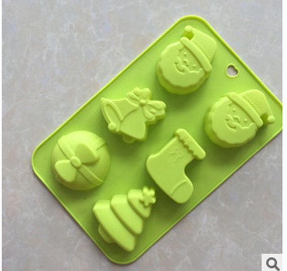 The new Christmas silicone molds soap mold cake mold