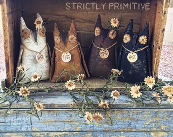 Primitive owls , primitive decor , black, brown and white primitive owls, primitive dolls..