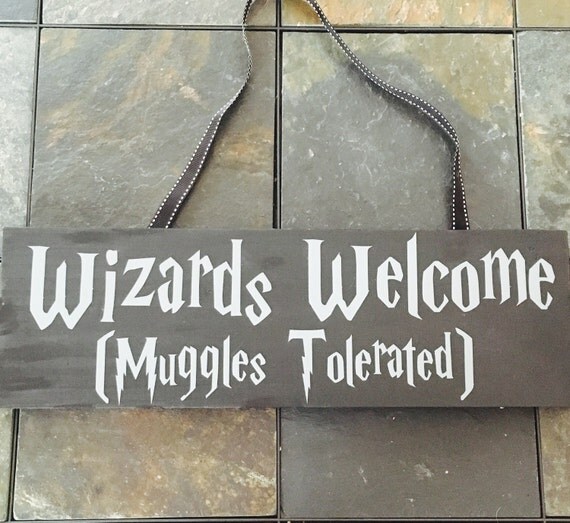 Custom Harry Potter door hanger by BeallDesigns on Etsy