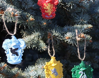 Harry Potter - Crest Ornaments Gryffindor, Hufflepuff, Slytherin, Ravenclaw (set of 4) // Harry Potter Ornaments