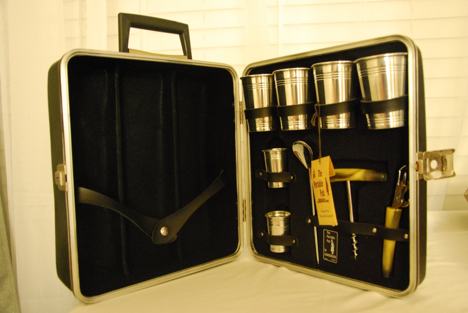 Travel Bar Drink Carrier Liquor Case Portable Pub