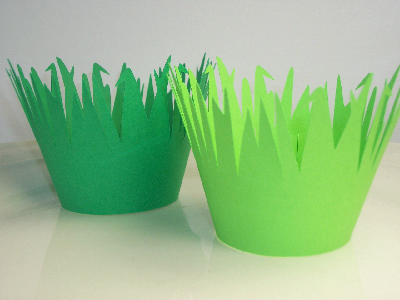 NEW 2 Shades of Green Grass Cupcake Wrappers birthday party