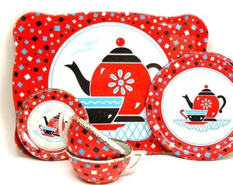 60s Tin Toy Tea Set, 7 pieces, Coffee for One by Ohio Art Co. Cups, plates, saucers & tray.