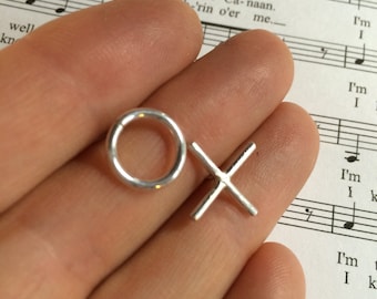 Noughts and crosses earrings, XO earrings, tic tac toe earrings