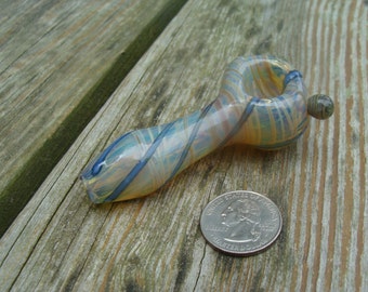 Color changing glass pipe