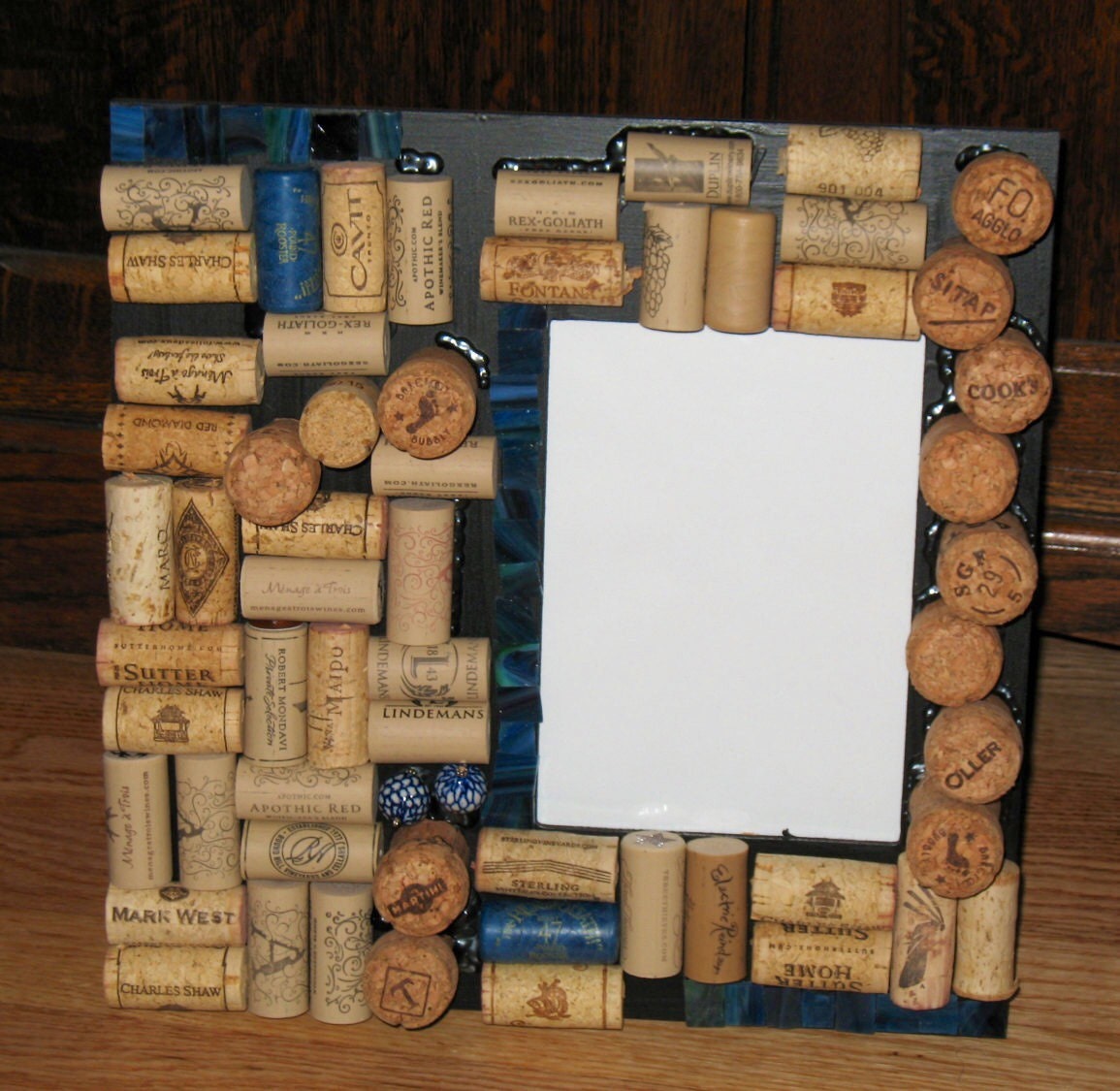 New Wine Cork Picture Frame for Small Space