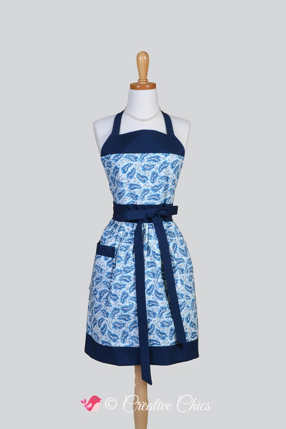 Full Bib Womens Apron Classic Vintage Apron in by CreativeChics