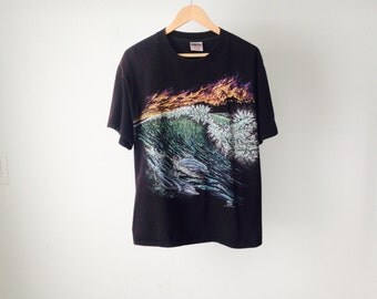 dolphin SURFER tropical black 80s 90s EXOTIC FISH beach print cotton t-shirt made in usa