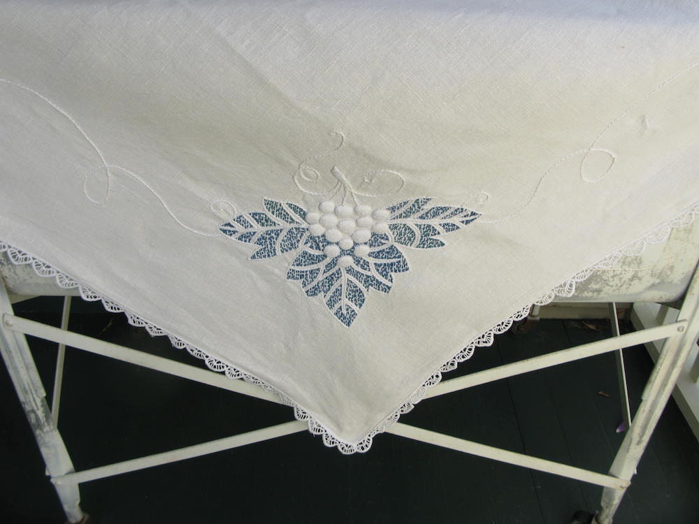Vintage Linen Tablecloth Embroidered Grape fruit leaf
