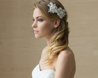 Bridal hair piece, Bridal hair accessories, Wedding hair piece, Wedding Hair comb, Lace hair comb, Bridal hair comb, Rhinestone Pearl comb