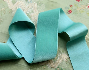 1 yard antique 1 13/16" wide silk velvet ribbon rich mint green shade ribbonwork dress millinery hat trim flapper edwardian