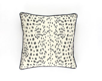 Brunschwig & Fils Les Touches Pillows (Both Sides With Welting)