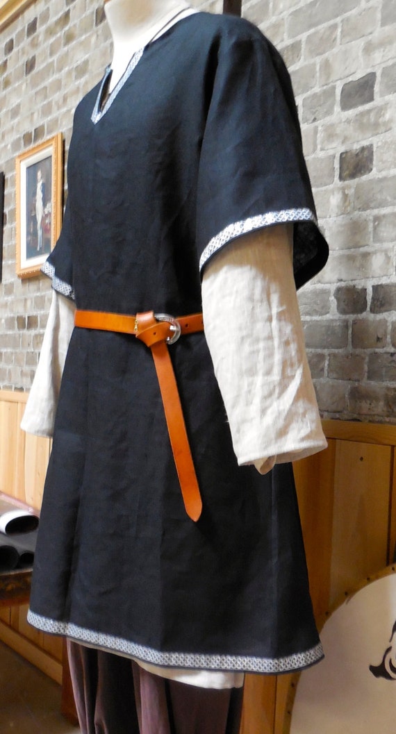 Historical Viking Medieval linen tunic with Celtic knot by