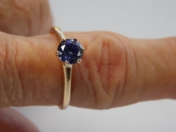 Tanzanite Solitaire Ring .65Ct Yellow Gold 14K 2.3gm Size 8