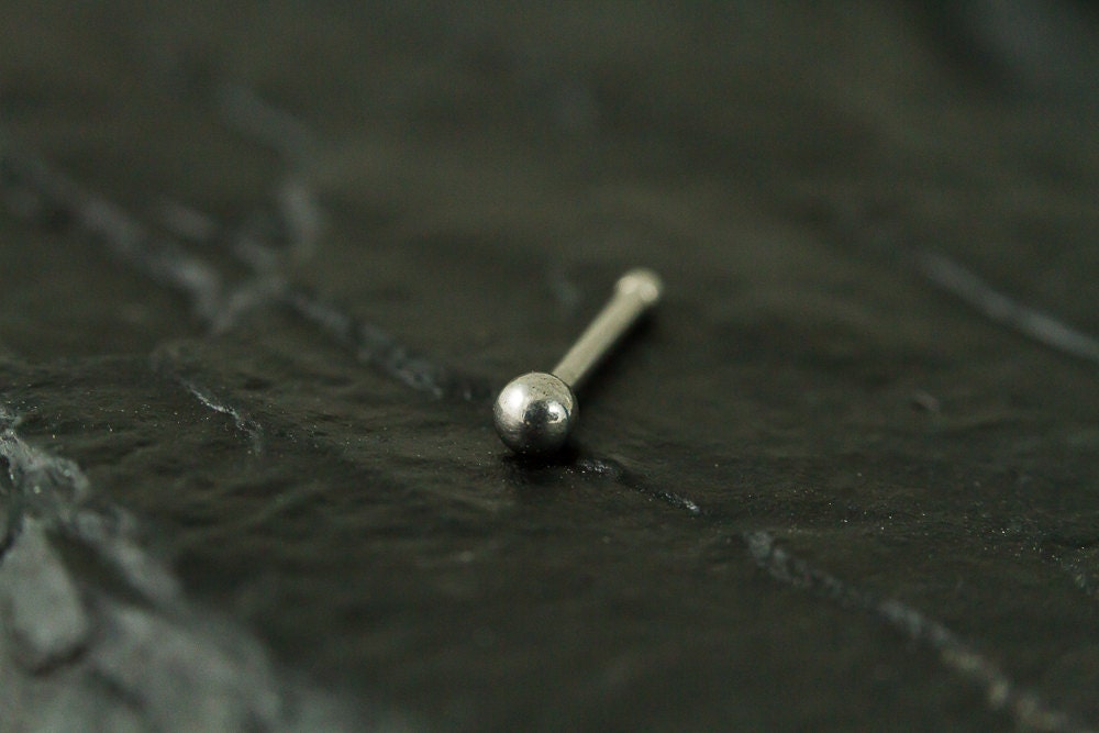 316L Surgical stainless steel nose pin with 2mm ball 20gauge