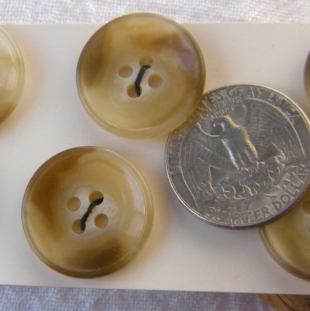 6 Light Brown and Tan Faux Horn Buttons, 20 mm, Vintage Schwanda, 4