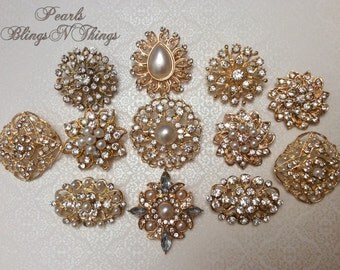 SALE 20 pc Assortment Medium Pearl and Crystal Rhinestone SILVER Metal Embellishments Button BroochWedding Invitation