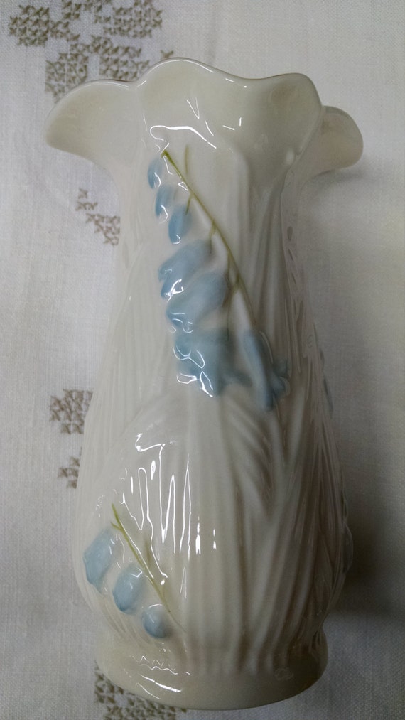 Belleek Bluebell Design Vase Fine China Ireland