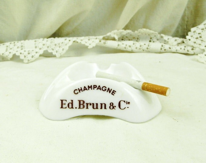 Vintage Milk Glass Mid Century Champagne Ed.Brun & Cie Ashtray / French Cafe Decor / Retro Vintage Home Interior / Man Cave / Tobacciana Vintage Milk Glass Mid Century Champagne Ed.Brun & Cie Ashtray / French Cafe Decor / Retro Vintage Home Interior / Man Cave / Tobacciana