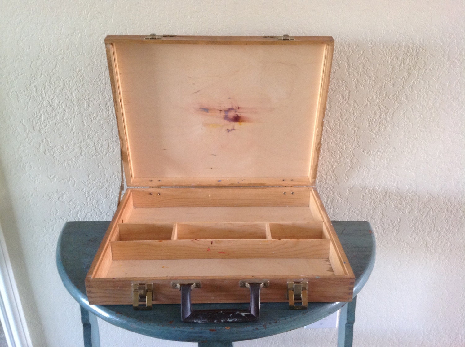 Painter's Art supply travel case / wooden travel case has
