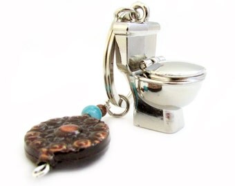Toilet Keychain, Plumber's Gift, Boyfriend Keychain, Funny Keychain, Gift for Him, Keychain for Him, Car Accessories, Dad Keychain, MK04