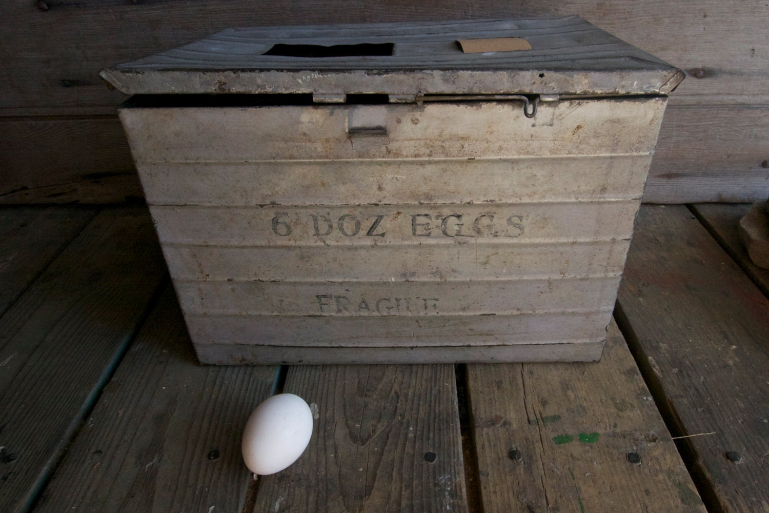 antique egg crate / vintage egg crate / sustainable living