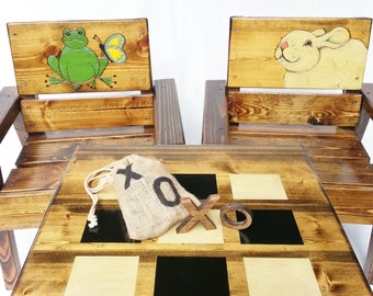 Childrens Table and Chairs Outdoor, Toddler + Boy / Girl Tic Tac Toe Game, 1st Birthday Gift, Reclaimed Wood Furniture, Engraved and Painted