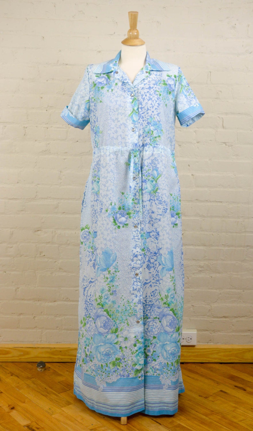 Vintage Handmade Moo Moo Dress Snap Up House Dress Hippie