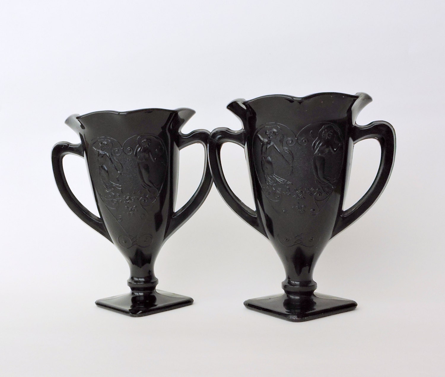 Vintage L.E. Smith Black Amethyst Glass Trophy Vases Loving