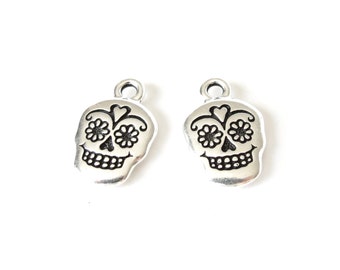 2x sugar skull charms antique silver finish, Day of the Dead charms, TierraCast bracelet pendant for jewelry making