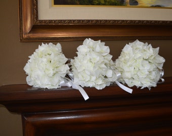Brides Maids Bouquets, Hydrangea Bouquets, wedding bouquets, white bouquets, white hydrangea bouquet