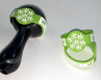 2 x Marijuana Leaf Glass Pipe Bowl Savers (save-a-bowl)
