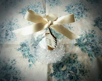 Personalised wooden feather displayed in a bauble.Family tree, angel baby keepsake, memorial, angel feather,baby/infant loss,christmas decor