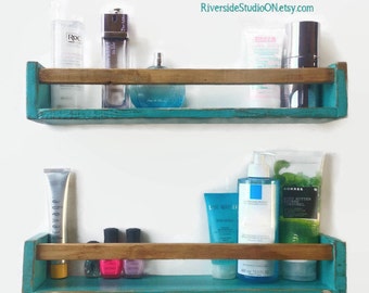 Modern Rustic Floating Shelf, Wooden Bathroom Shelves, Gallery Shelves, Entryway Shelf / Pallet Furniture / PICK YOUR COLOR