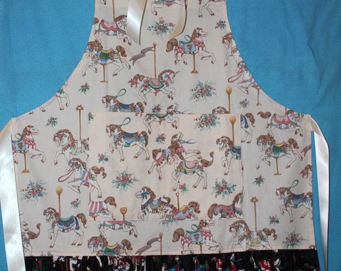 HALF PRICE ** Mommy & Me Twinning Ruffled Aprons. Grandmother-GrandDaughter Carousel Horse Print Cream Black Frilly Aprons. Valentine's Gift