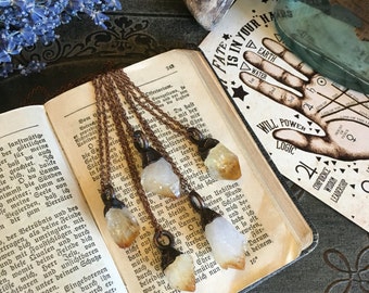 Raw Citrine Necklace Small Crystal Necklace Raw Crystal Necklace Yellow Raw Citrine Pendant Healing Crystals Rough Crystal Necklace Gift