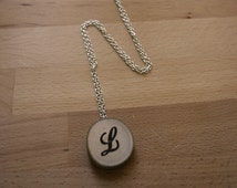 Come realizzare splendidi braccialetti con ciondoli personalizzati: istruzioni passo passo – DG