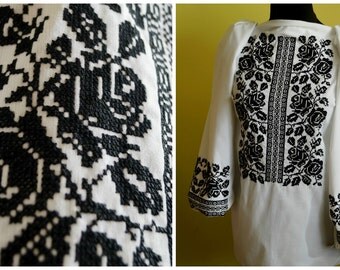 embroidered embroidery blouse thread national ukrainian clothing stich cross clothes