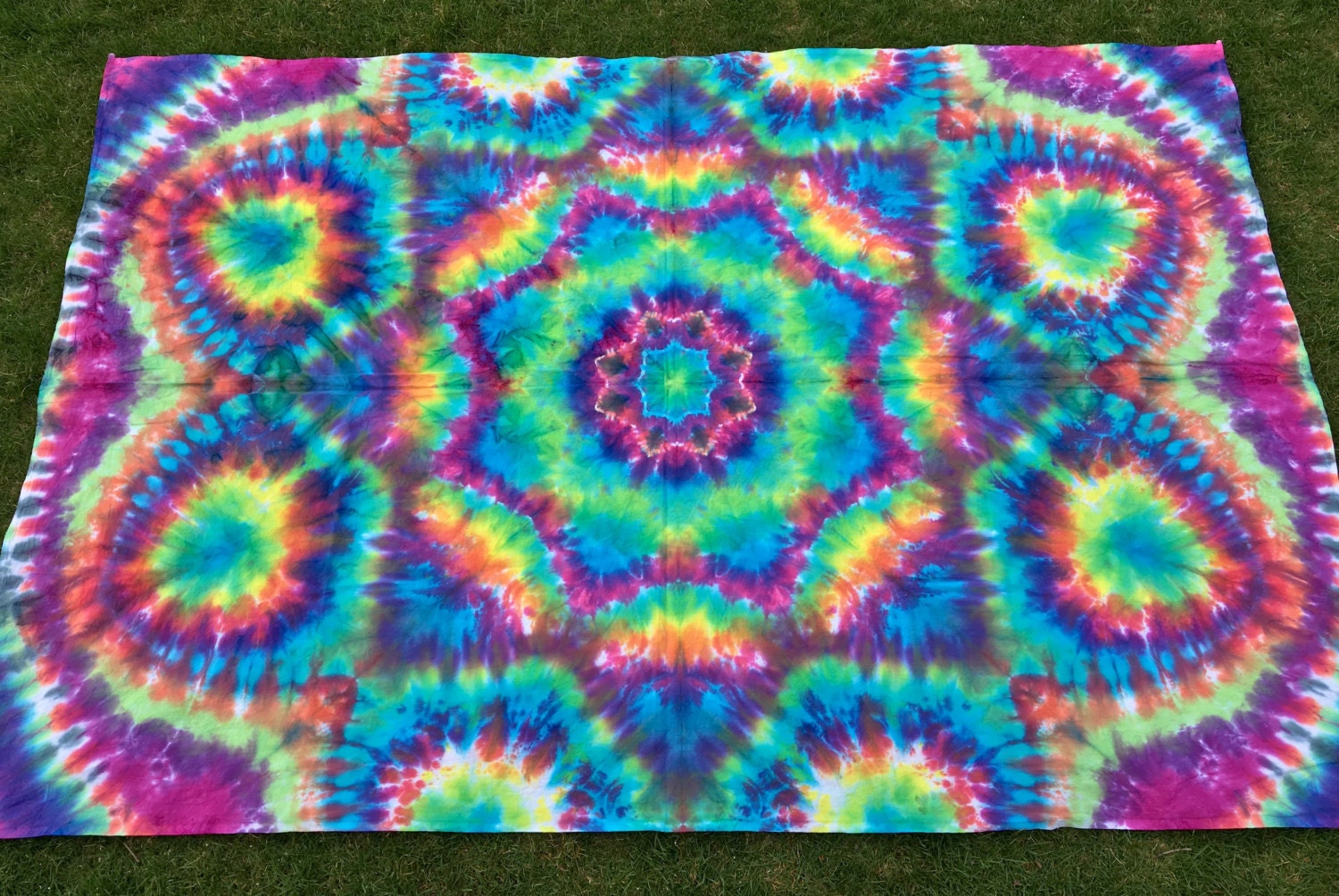 dye mandala tie diy on Dye by Etsy Tapestry Tie WhiteRabbitTieDye Mandala