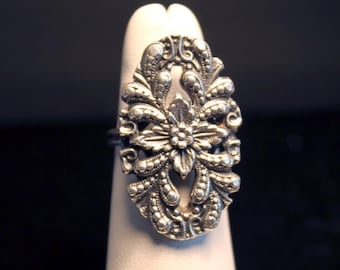 Large Detailed Floral Vintage Ring, Sterling SIlver