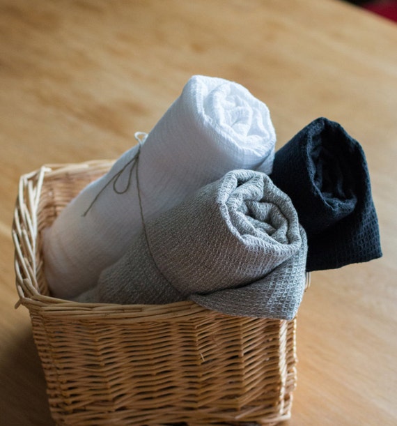 3 LINEN BATH TOWELS White_Natural linen color_ Black Towels