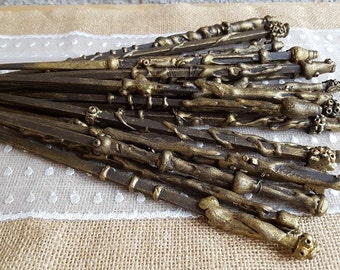 Harry Potter inspired wooden wizard wands perfect for Harry Potter themed weddings/bachlorette/hen/bridesmaid gifts