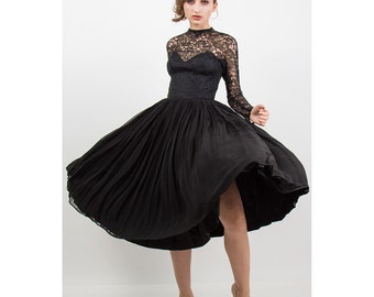 Suzy PERETTE / 1950s dress / Vintage black lace dress with full skirt / Cocktail dress S