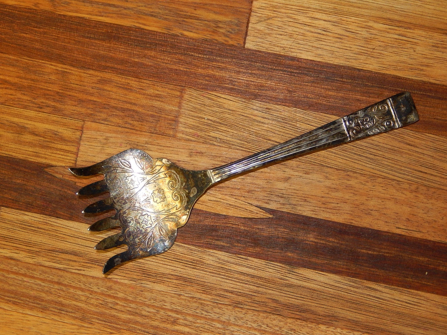 1900s Sheffield Silver Sardine Fork with fancy scroll work