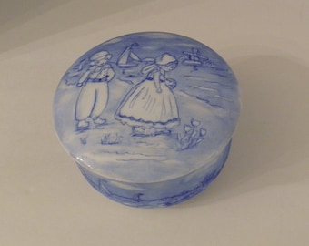 Blue Hand Painted Dutch Holland Scene Ceramic Box w Lid