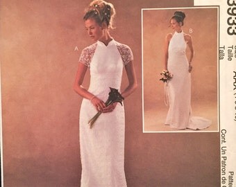 McCalls Alicyn Exclusives Wedding Gown w Fitted Bodice, Halter Back,Lace Sleeves,Empire Waist, Lace Overlay & Train Sizes 12-18 Pattern 3933