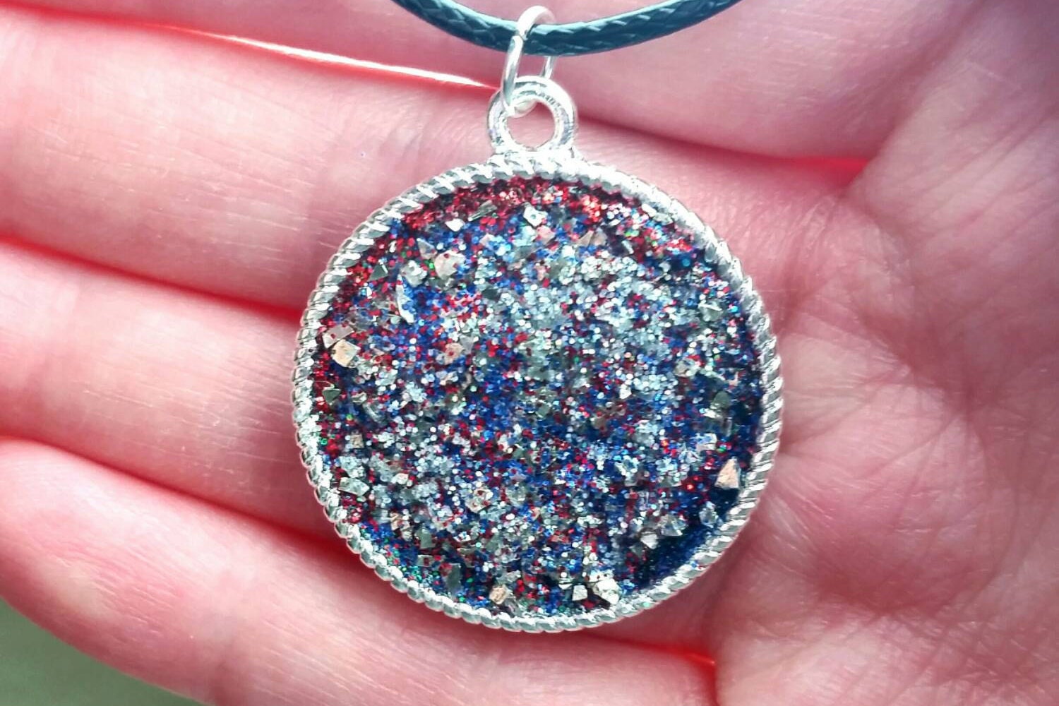 Druzy NecklaceRed Drusy PendantGlitter StonesRock