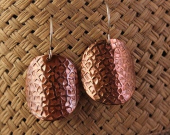 Hammered copper disk earrings