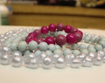 Necklace lot and bracelet
