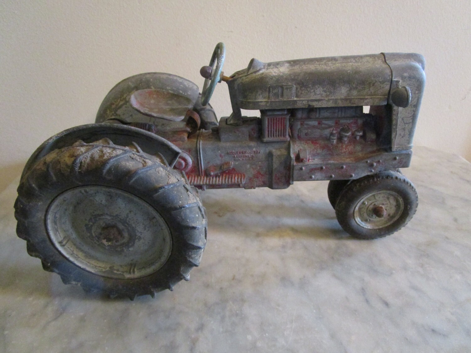 Hubley Kiddie Toy Tractor Lancaster Pa. 1950s metal